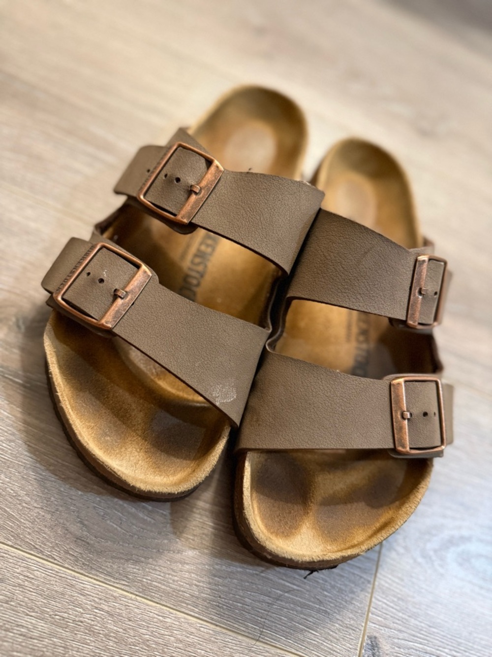 BIRKENSTOCK Arizona Women’s Sandal (7) - Picture 2 of 2
